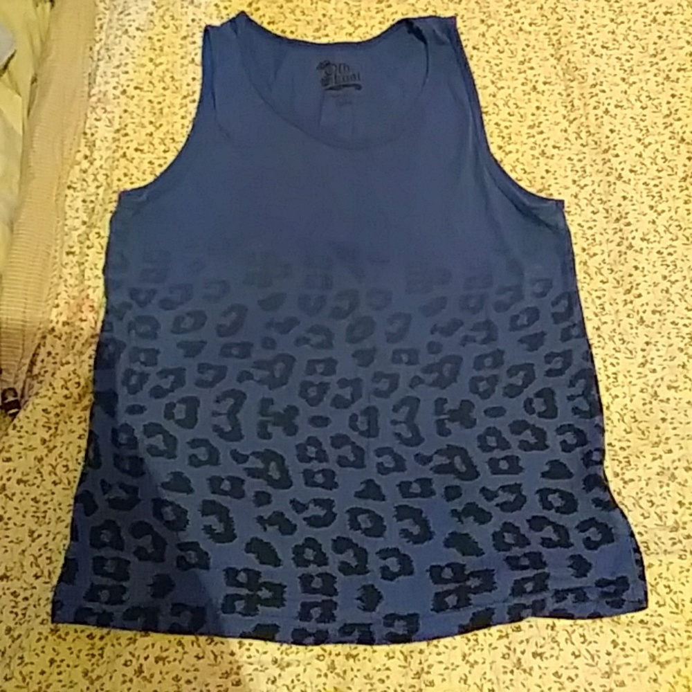 Blue cheetah print tank